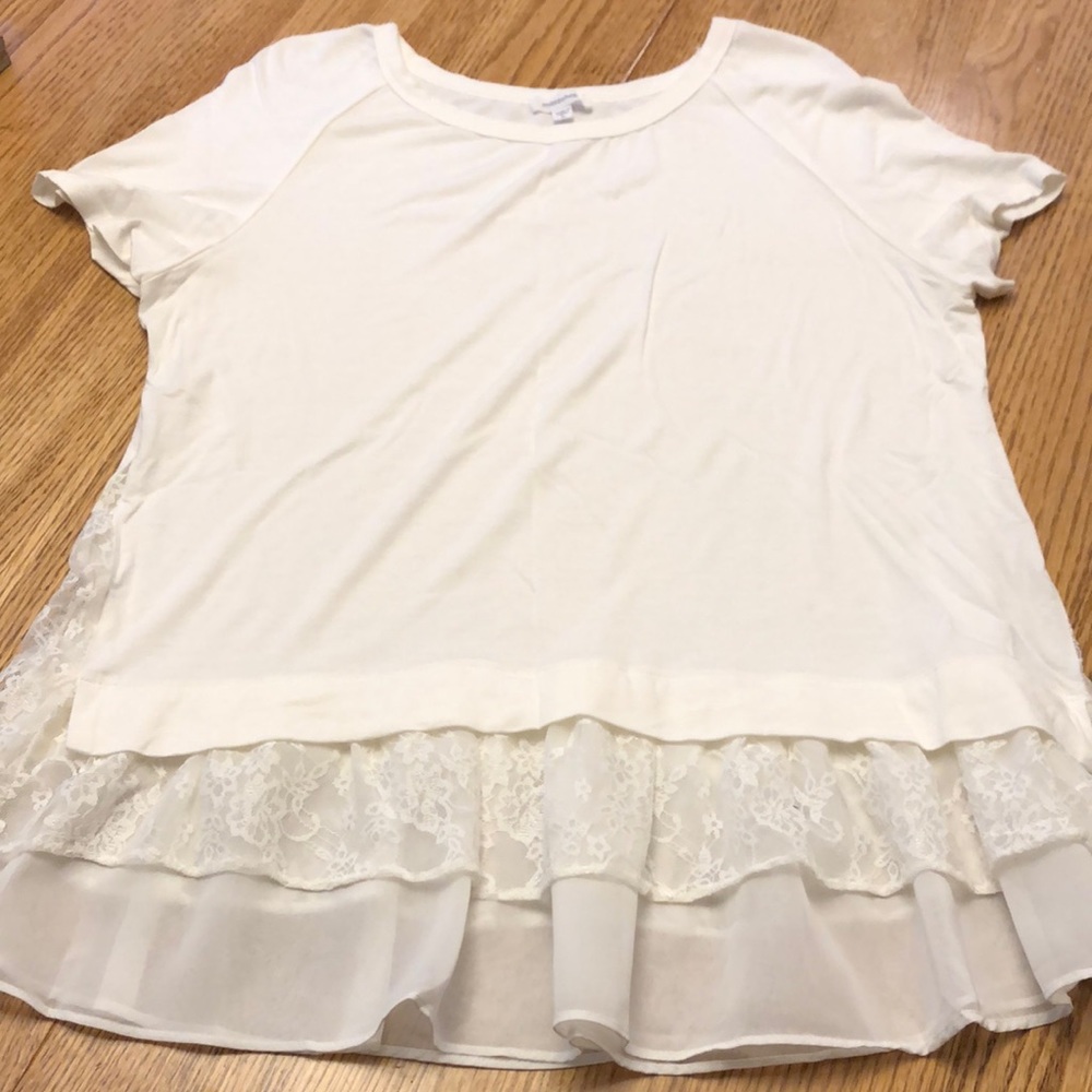 Mittoshop short sleeve tee with lace size large